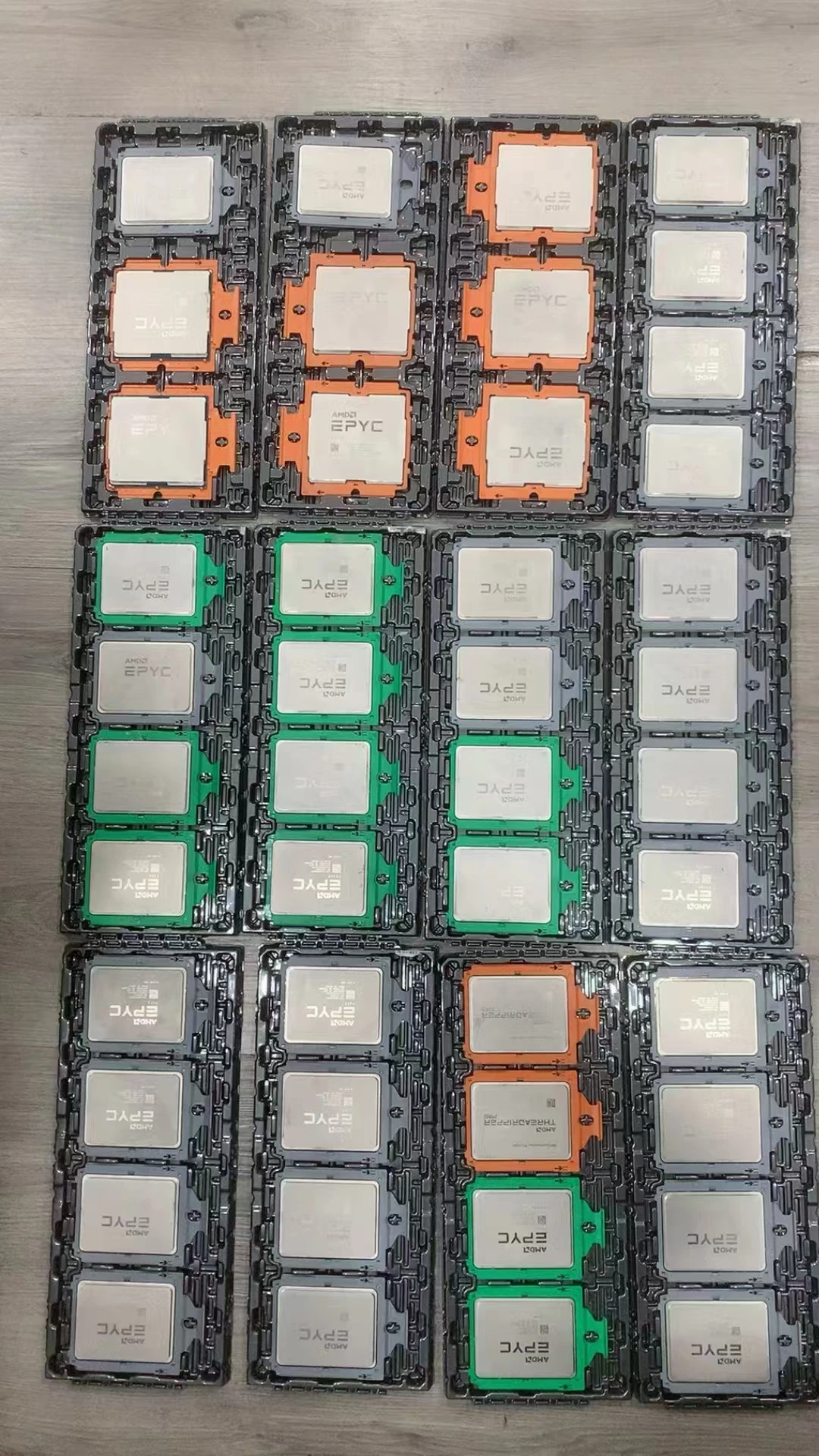 Large number of server processors EPYC  7C13 7B13 7J13 7453 7543 7663 7713 7763
