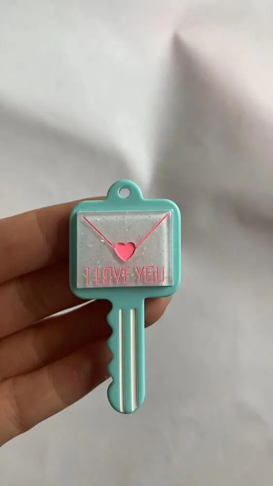 
100pcs New Resin Key Shaped Love Heart Letter Flatbacks Heart Key Pendants Jewelry Keychain Earring Slime Charms 
