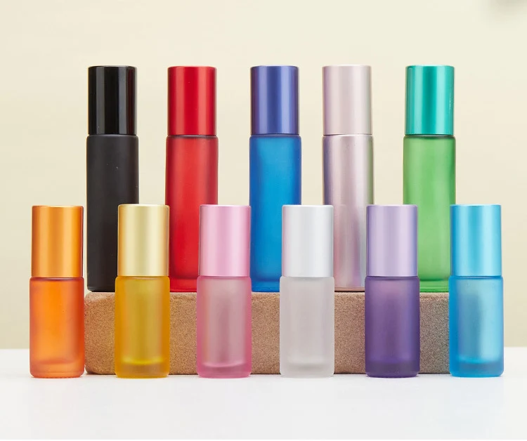 Wholesale 5 10 ml heavy wall thick bottom perfume black bottle red green roller glass bottle for essential oil