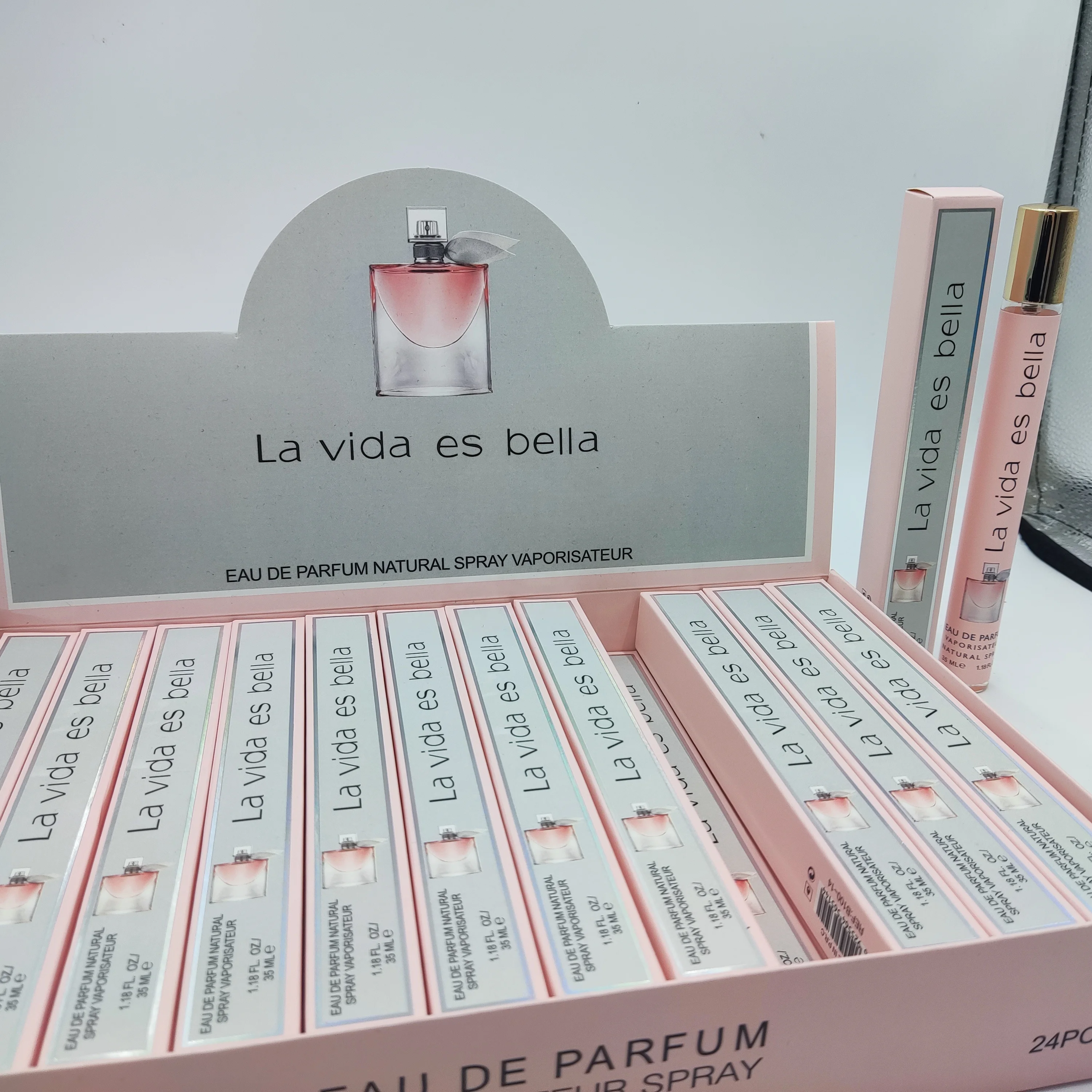 Girls gift Holiday gift big brand engraved scent of the same 35 ml perfume sample