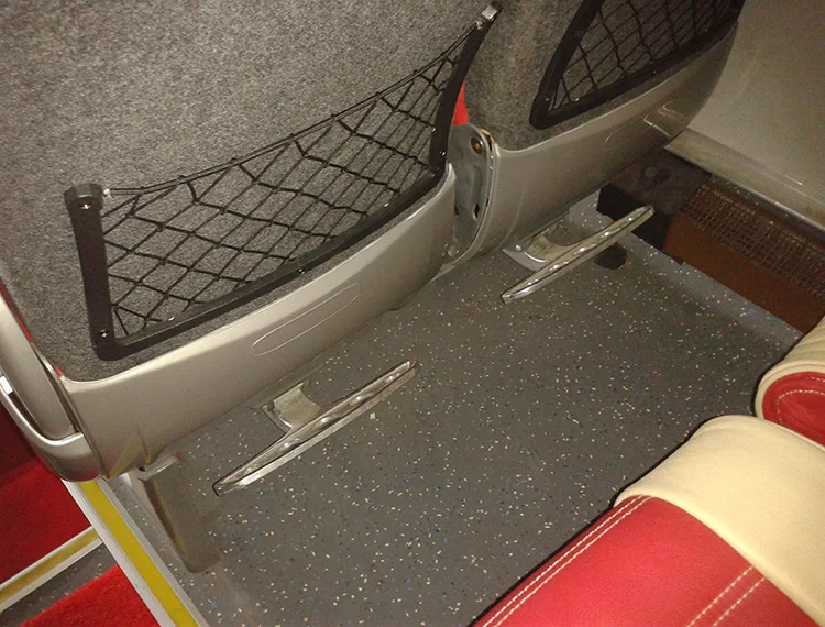 Chinese brand 55+1 seater transport luxury bus price