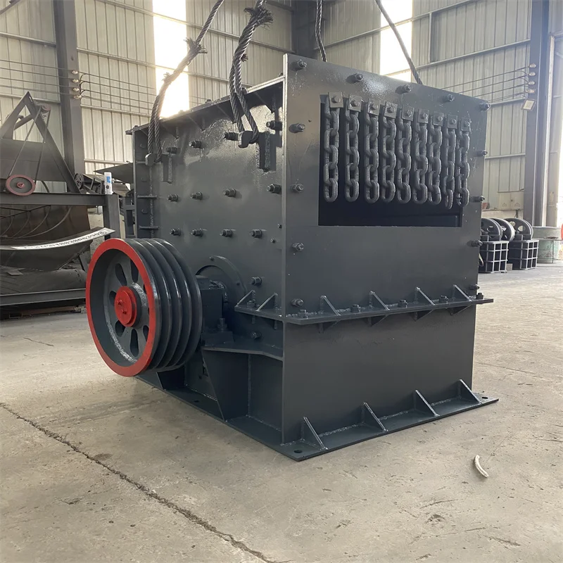 Movable motor stone box crusher Belt conveyor square box crusher quarrying mechanism sand machine