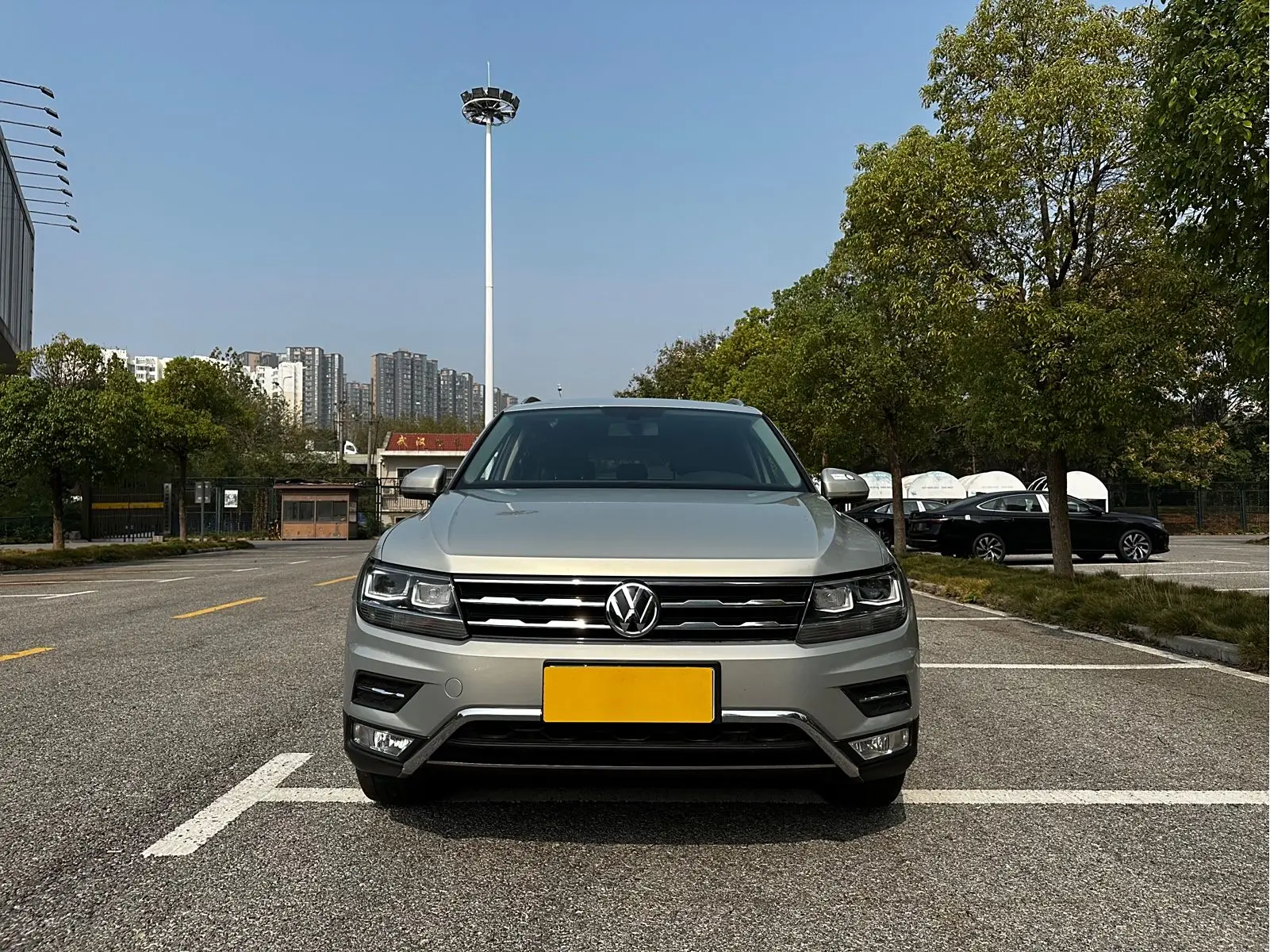 2017 Volkswagen Tiguan L Comfort Edition 330TSI турбо автоматический 2WD 8L бензиновый/газовый двигатель 17 металлический багажник на крышу кожаный свет FWD