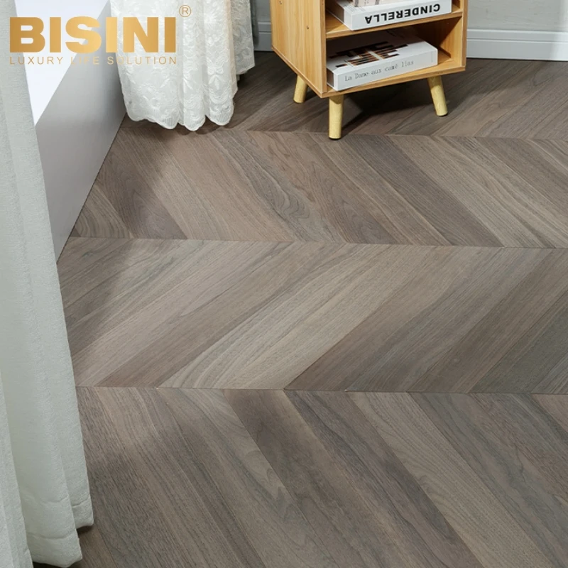 Varnish Coating European Style Black Walnut Wood French Herringbone Chevron Fishbone Parquet Multi-ply Engineered Wood Flooring