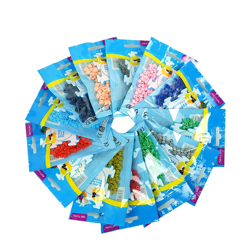 Hot Selling Christmas Cartoon Stacking Stitch Magic Micro Building Blocks Collection Assembled Diamond Mini Toys Bricks Figures
