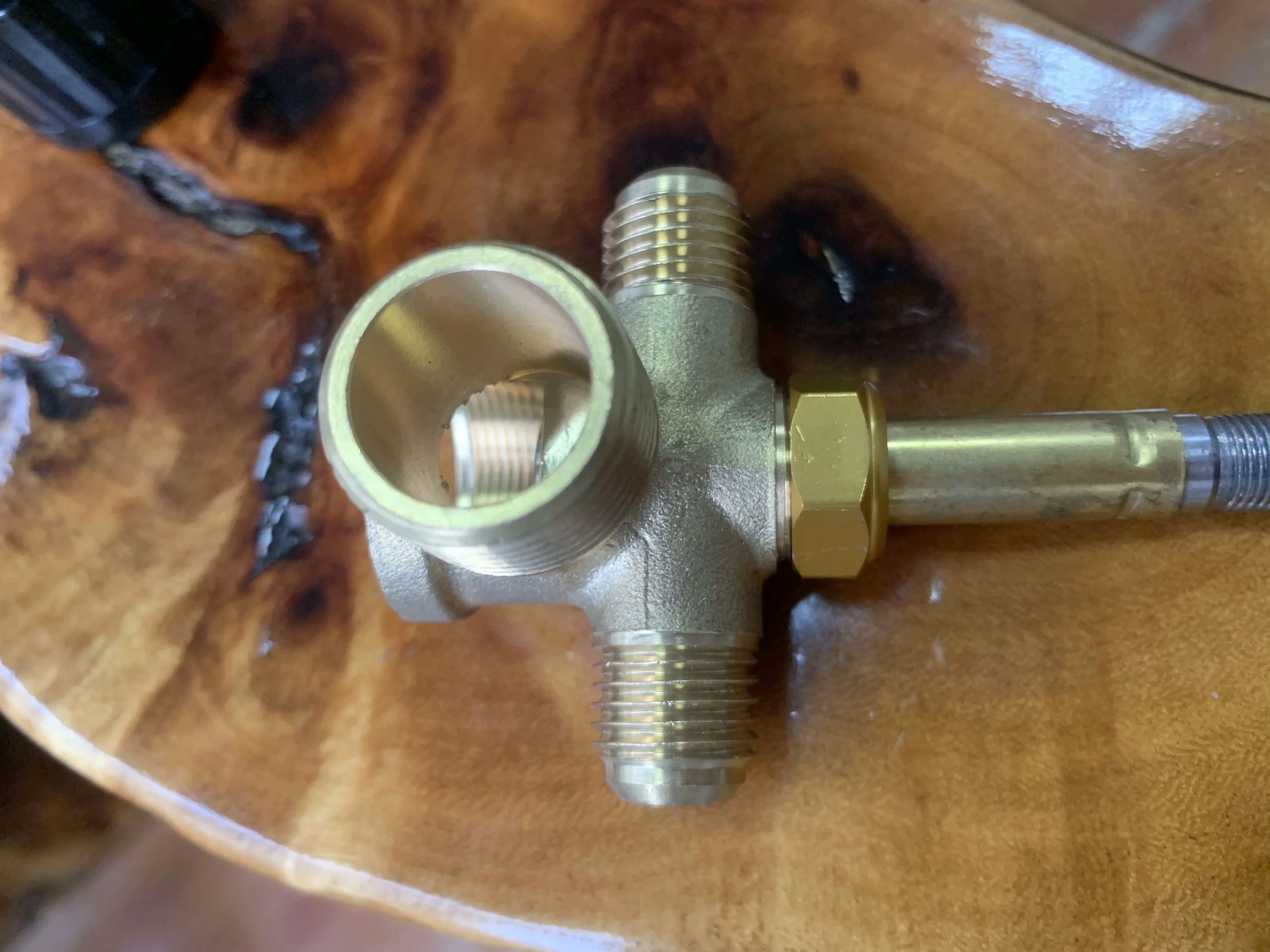 4 way pneumatic solenoid valve  DC12V DC24V 3W 1.5W for Oxygen generator  machine made in China