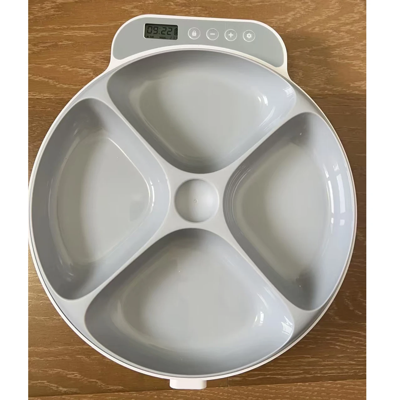 Automatic Feeder 4 Meals Dog Food Feeder Bowl Cordless Automatic Cat Food Feeder in Different Colors