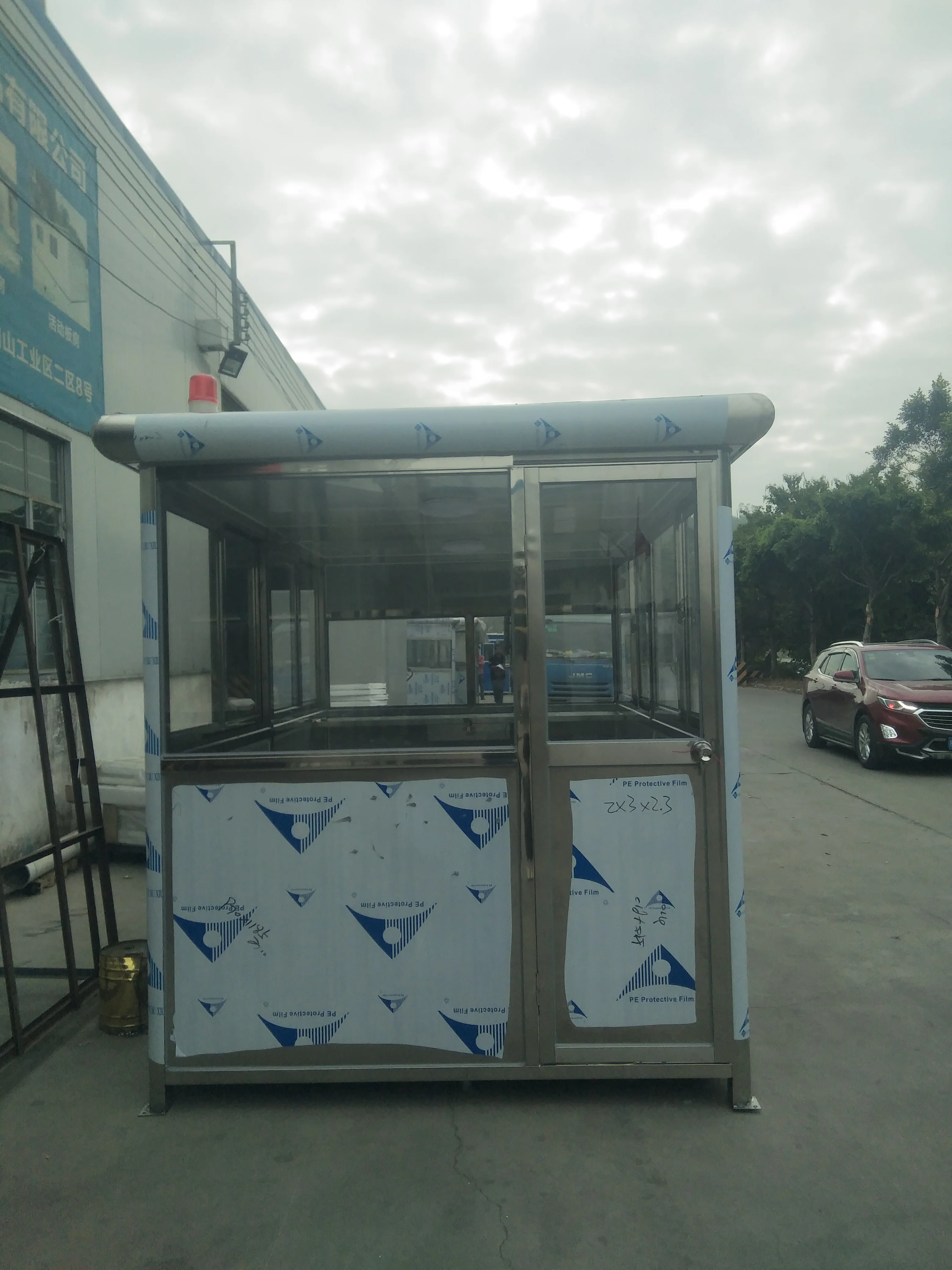 Guard Shacks Steel Guard Room EPS Security Cabin Guard Booth Prefabricated Outdoor construction site can be mobile