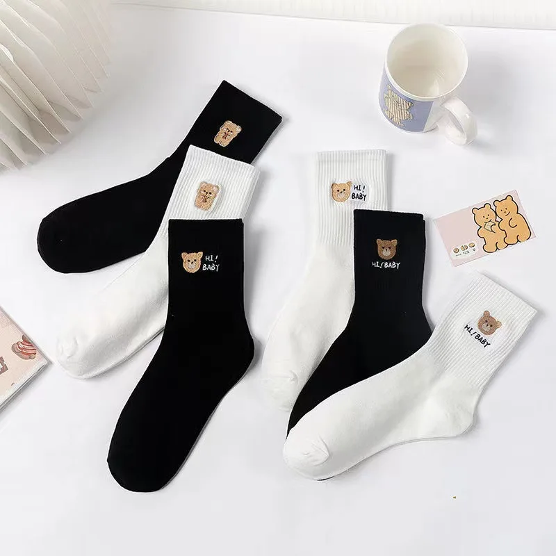 Men Spring and Autumn Mid-Tube Cotton Socks Causal Couple Non-slip Sports Fashion Breathable Crew Socks Wholesale