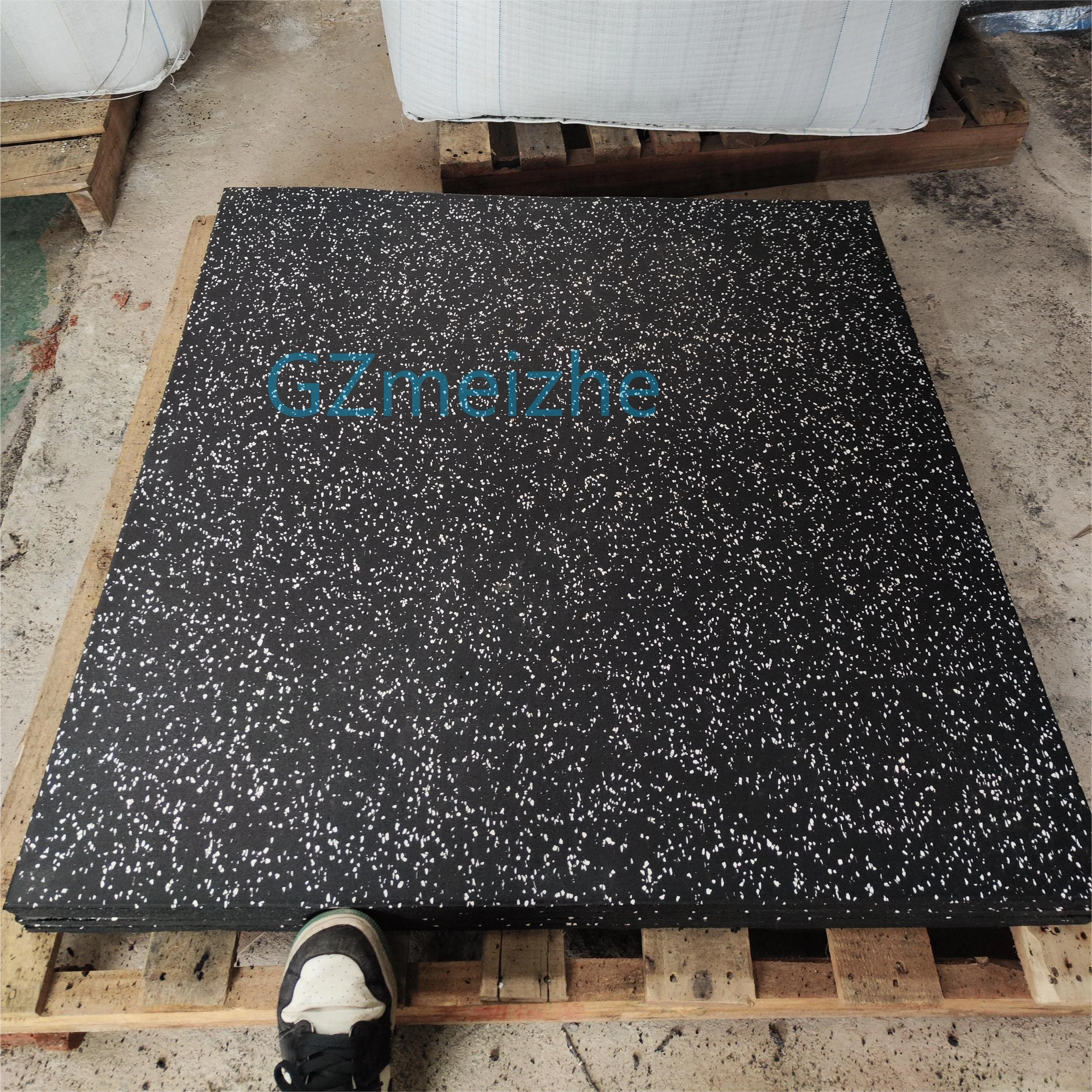 Anti-slip EPDM Gym Rubber Flooring Tiles 50cmx50cm Fitness Equipments Rubber Mat Sports Rubber Rolls