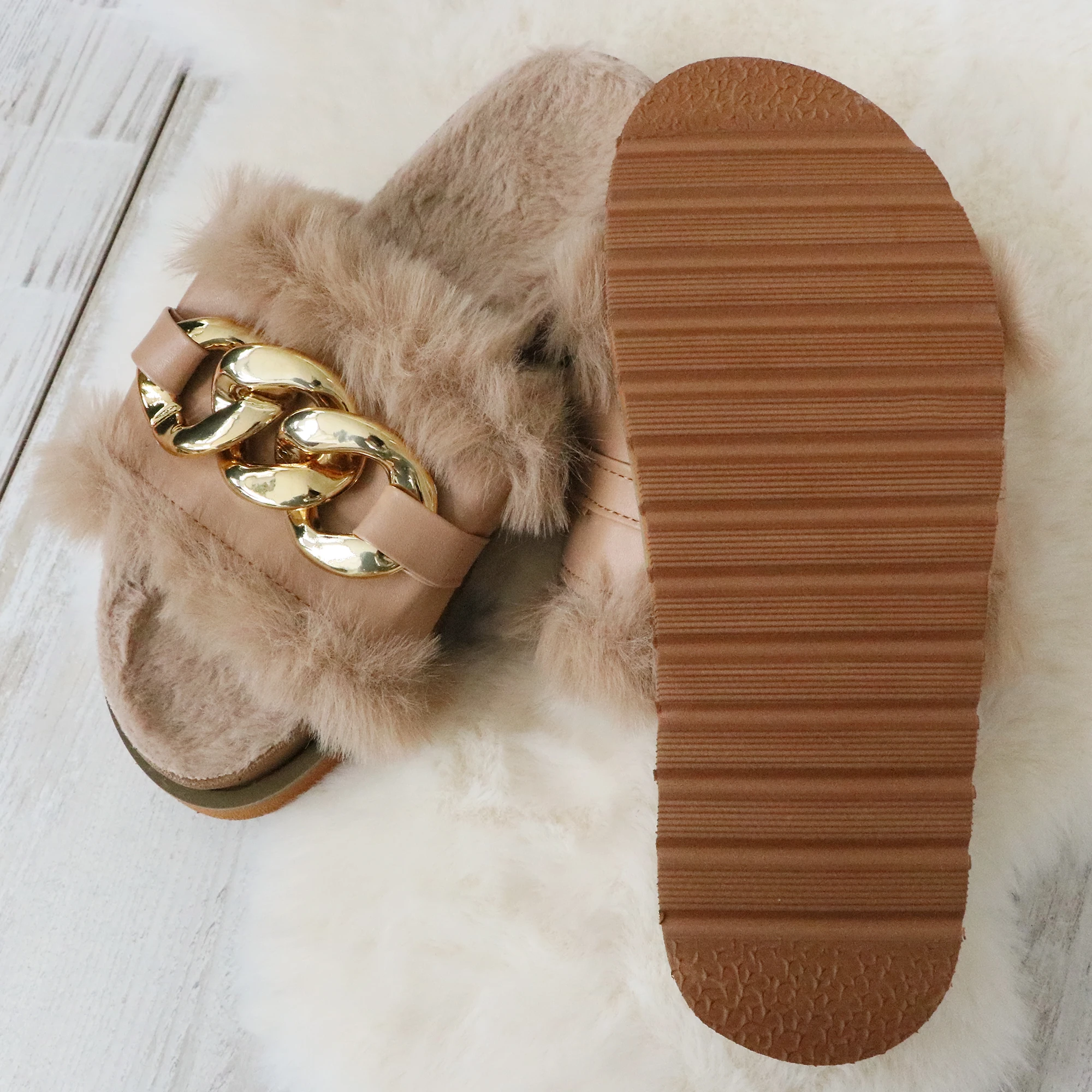 2021 New Arrivals Luxurious Fashion Furry Designer Women Fur Slipper