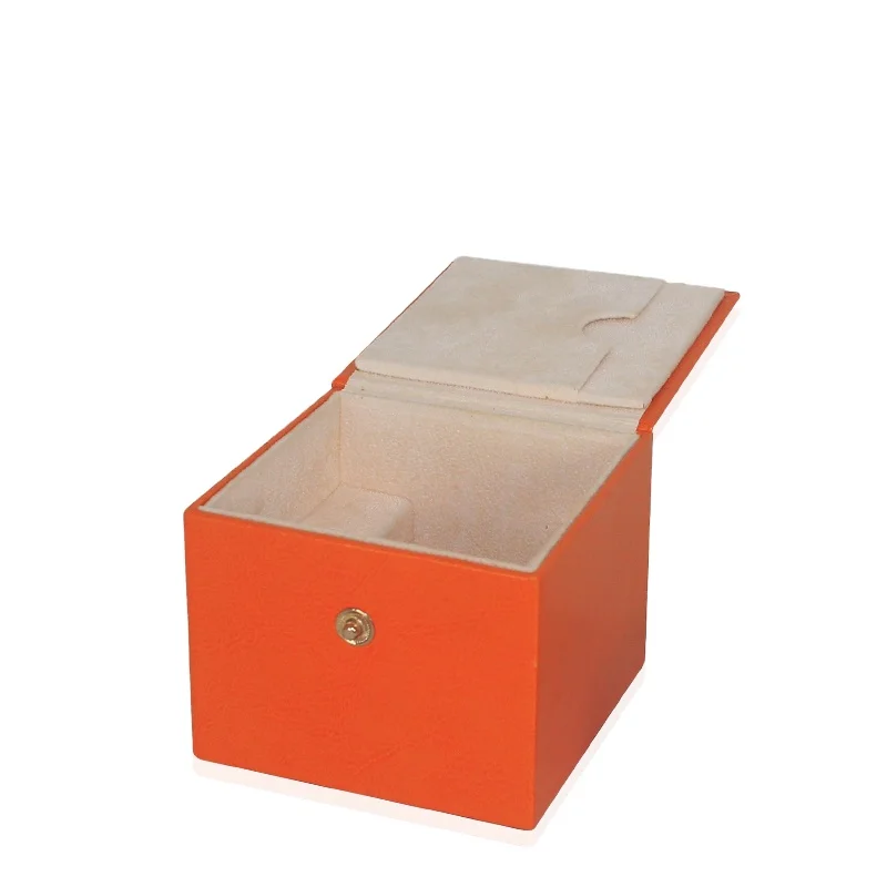 Красивые кожаные коробки для небольших часов