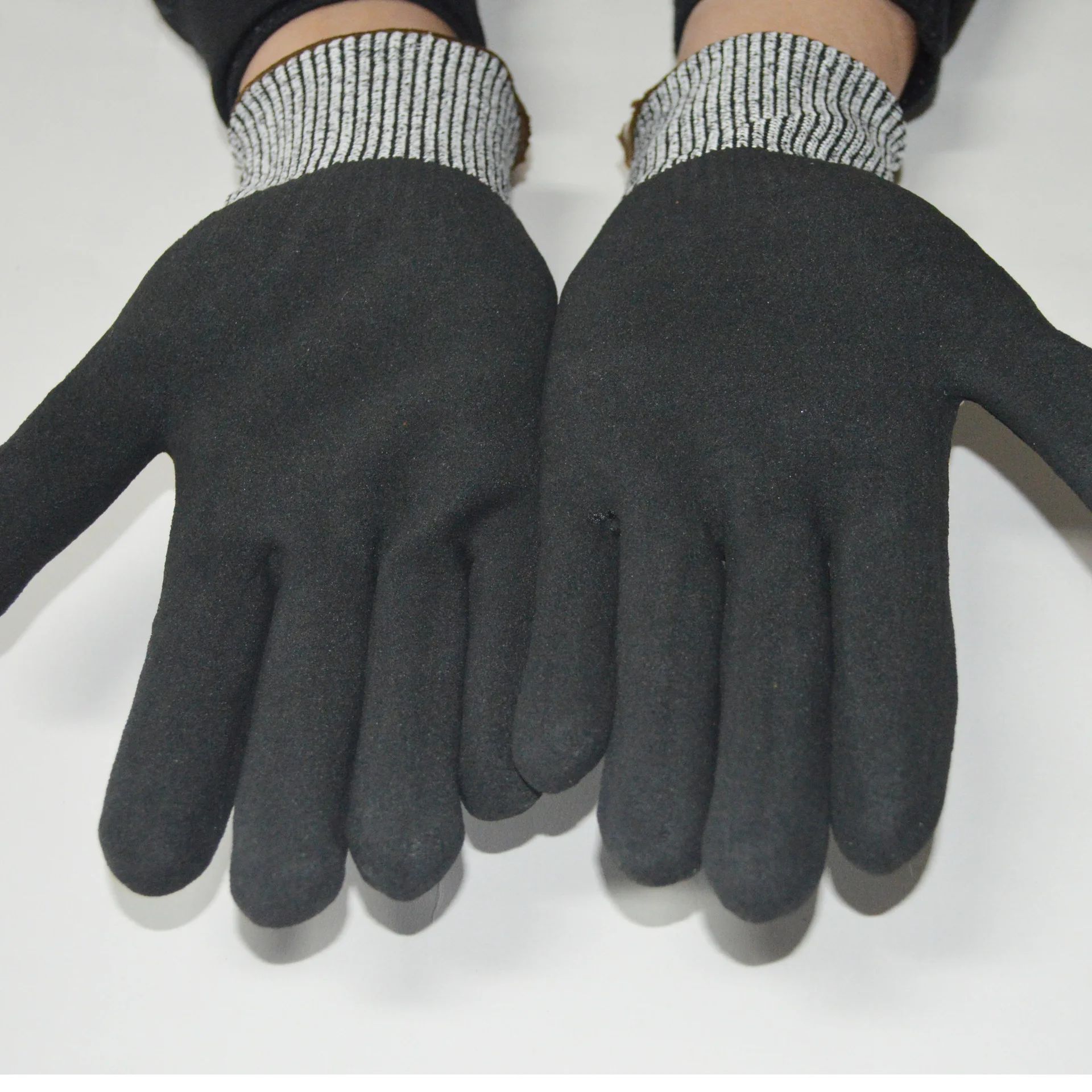 High quality cut resistant palm dipped latex glove gardening gloves