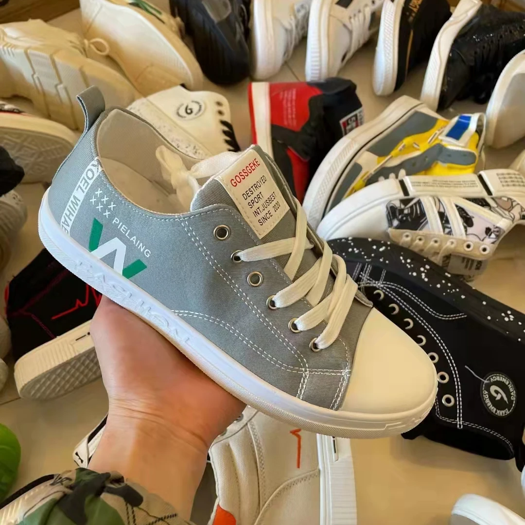 Wholesale New Design Famous Brand Designer Lace-Up Men Sport Shoes Male Running Shoes Sneakers Stock