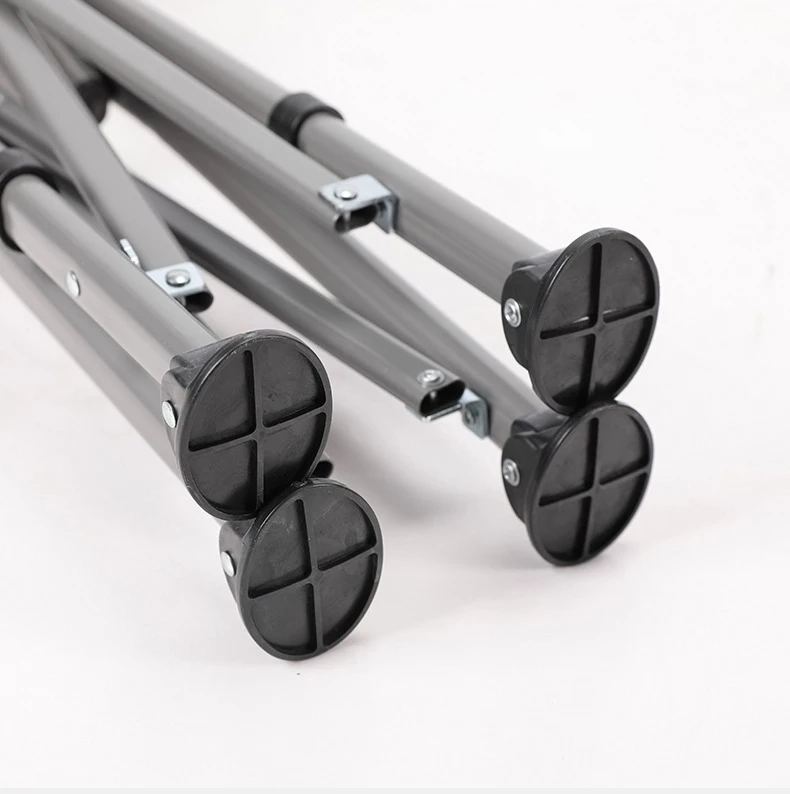 QUAWE Compact Portable ultra light weight BBQ Fishing Beach Foldable Outdoor Folding Camping Chair