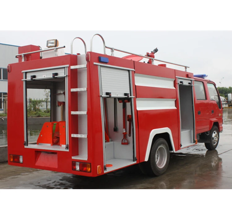 Пожарная машина Isuzu с двойной кабиной 1800 л
