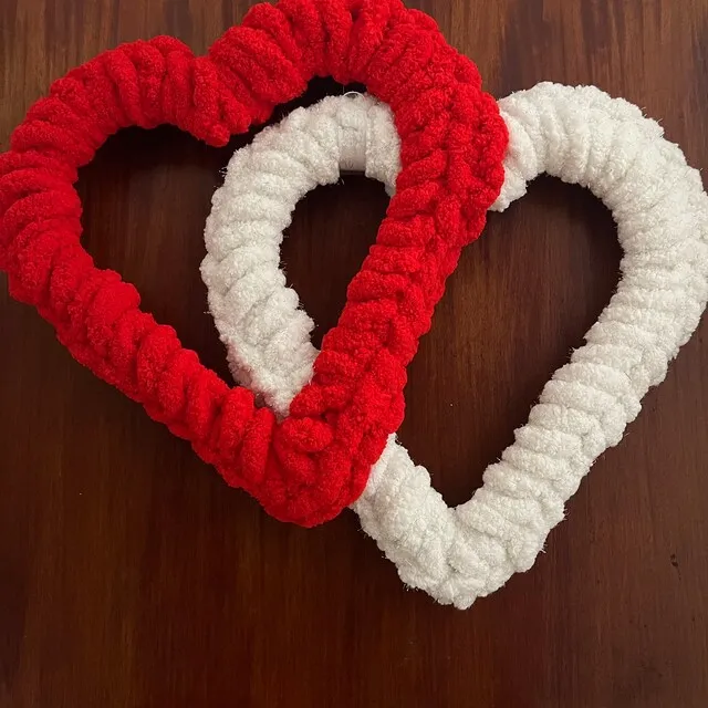 Wholesale Arm Knitting Soft Crocheting Bulk Polyester Chunky Chenille Yarn for Hand Knitting