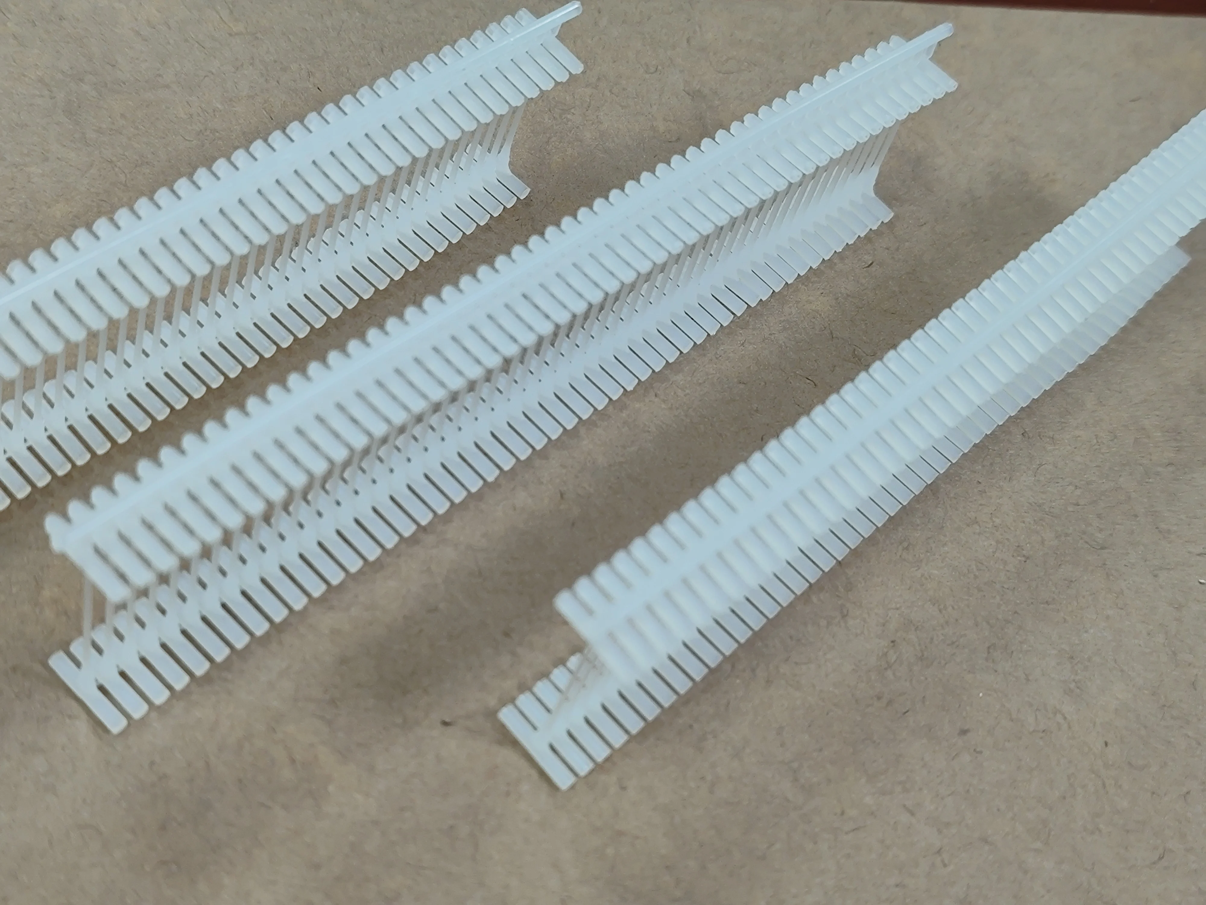 Booster Custom Color Garment Price Metal Pear Shape Safety Pins For Garment Clothing Plastic Hard Tag Pin