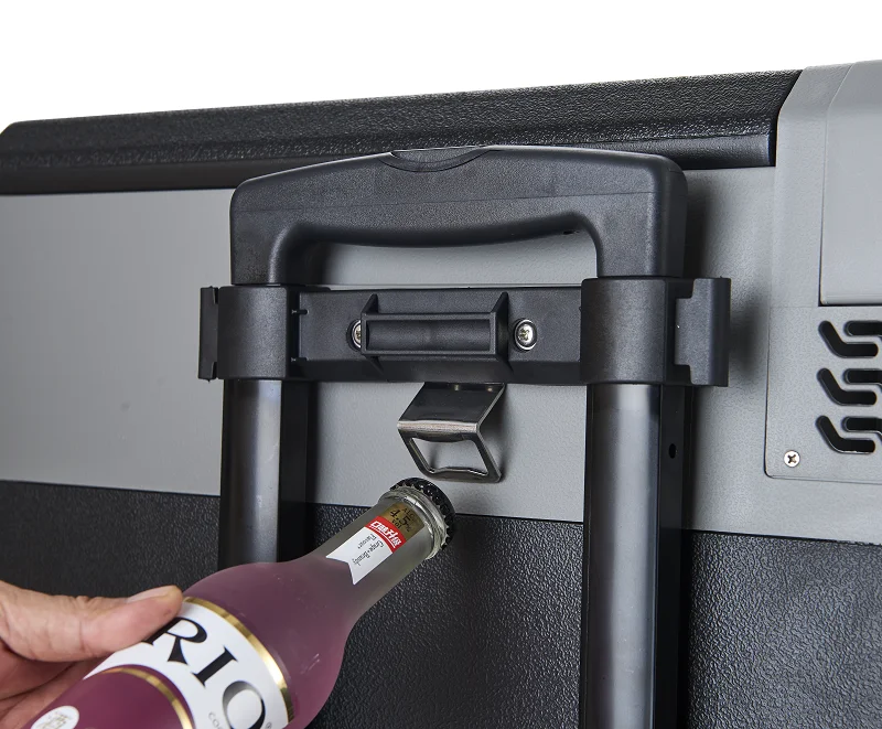 62L Portable Draw-bar Refrigerator 12V 24V DC Compressor Battery Powered Refrigerator For Car