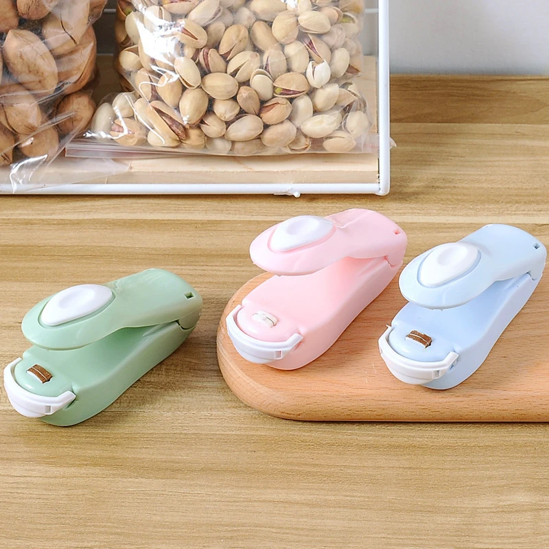 V96 Mini Home Sealing Machine Small Food Bag Plastic Hand Pressing Pressure Sealer Portable Clips Handheld