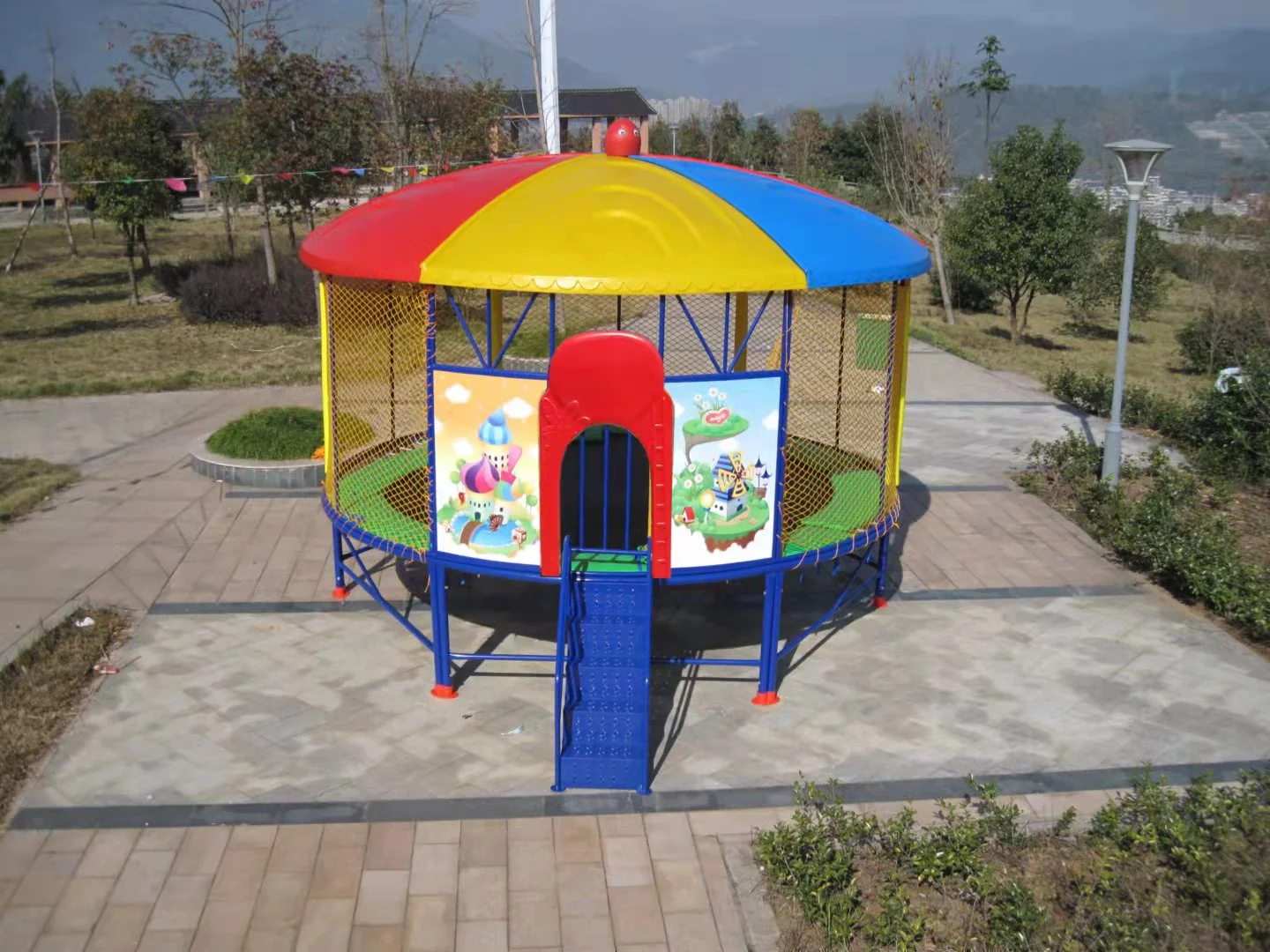 Bettaplay Mini  round Indoor Trampoline for Kids Small round Outdoor Fitness Steel and Foam Jumping Device for Home Use