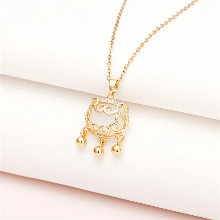 Wholesale Chinese Retro Longevity Lock Gemstone Crystal Necklace Auspicious Clouds Lucky Necklace Women