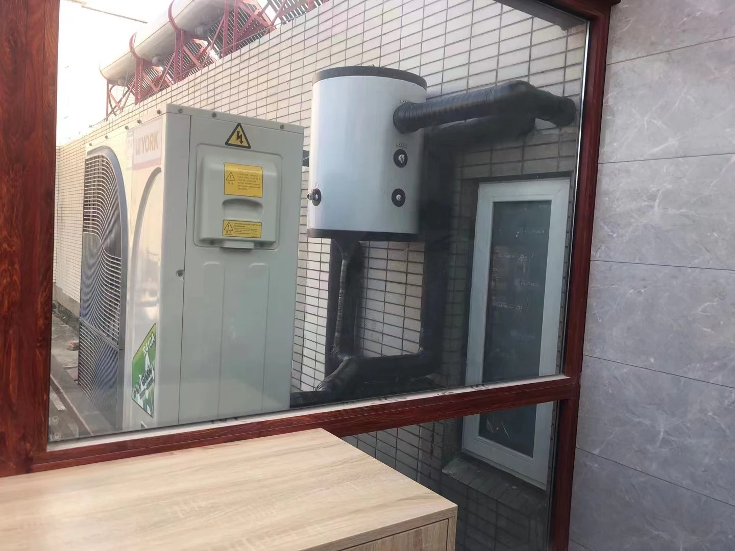 DN150 Clean Falnge Gas Boiler One Coil Hot Water Tank with Two Coil  Heat Pump Buffer Tank and Floor Heating Storage