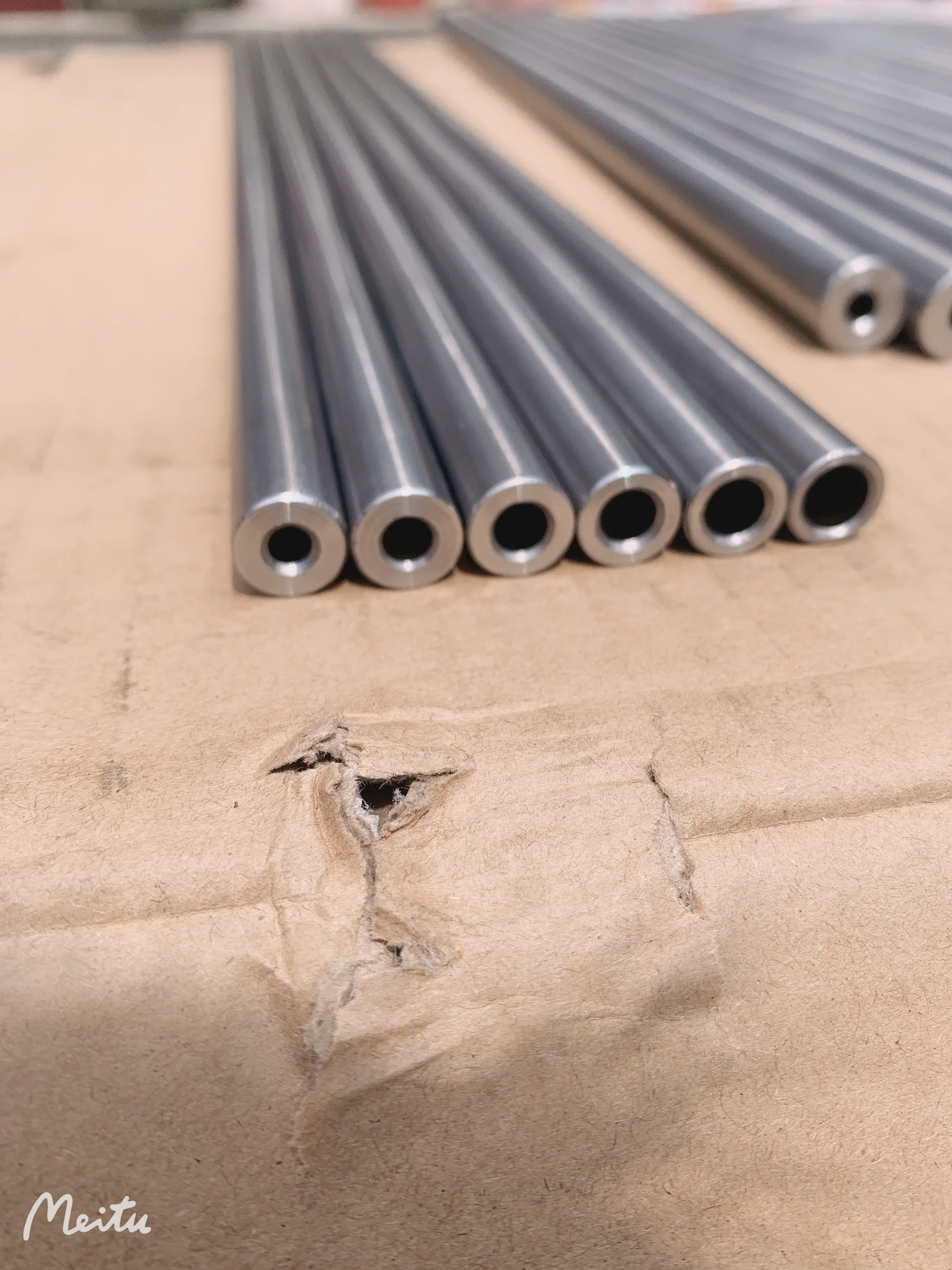 OD 16mm wall thickness tube AISI 4140 alloy steel pipe ID 4.4mm, 5.4mm 6.3mm,6.35mm, airgun barrel tube and pipe seamless tubes