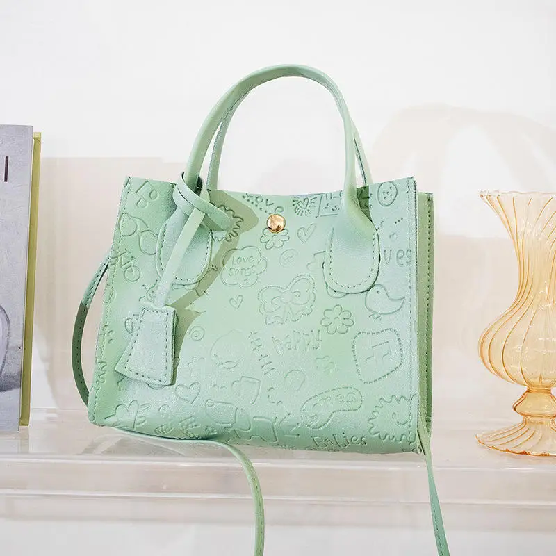 2023 Hot Selling Leather Material Women Handbag Wholesale Cheaper Leather Crossbody Chain Bag Ladies Diagonal Bag