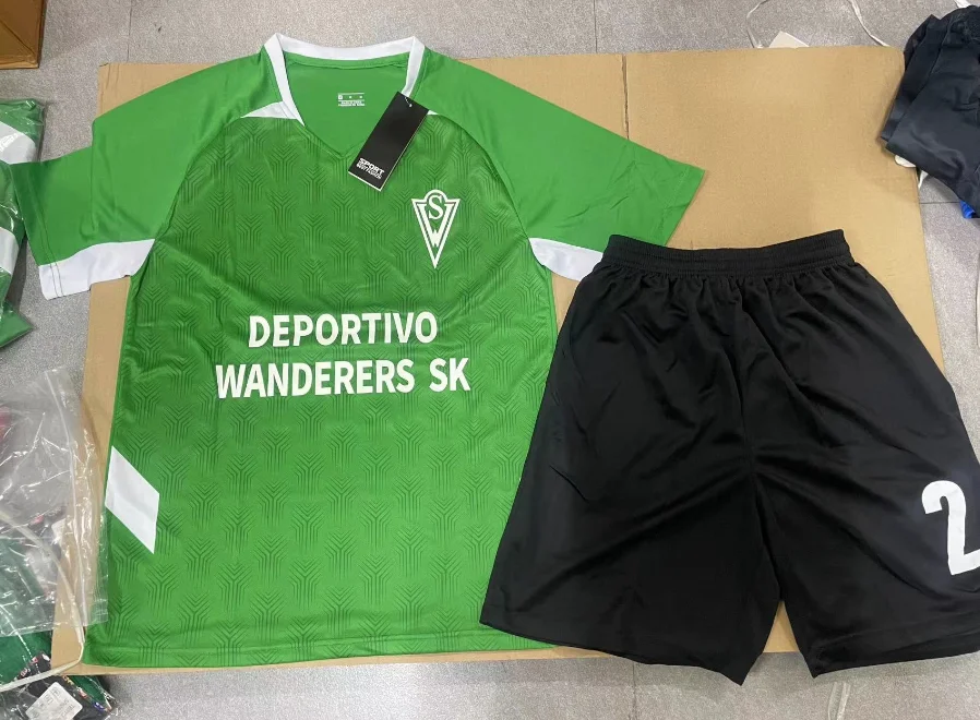 Fashionable Soccer Uniforms High Quality Soccer Jersey Custom Training Sports Football Jersey