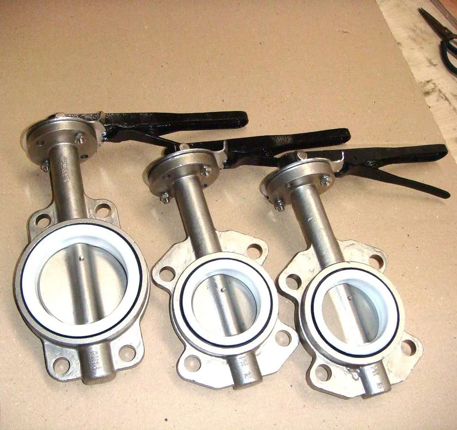 OEM DN50 Manual Double Flange Butterfly Valve Water Oil Gas Sensitive Non-Backet for General Application