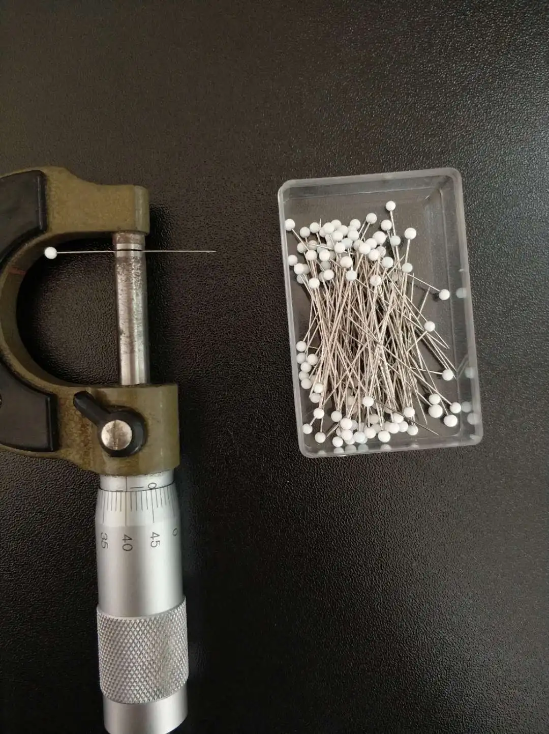 1000 Pieces Sewing Pins 35mm Glass Ball Head Pins for Dressmaking Jewelry Components Flower Decoration