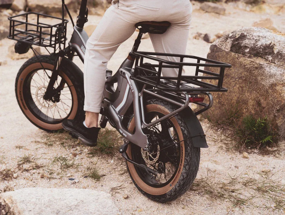 Lithium ion bicycle with dual battery design, long-lasting electric bicycle folding bike