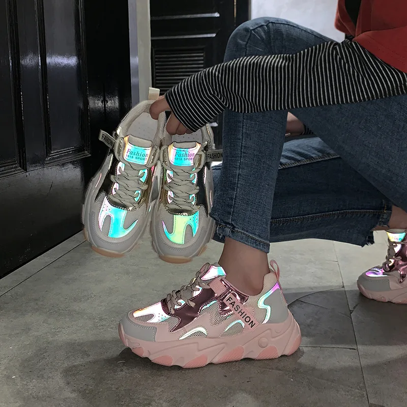 
 Новинка 2021, светящиеся кроссовки, спортивная обувь, лето, Осень, Зима, Гуанчжоу, модная повседневная спортивная обувь для девушек, дам  
