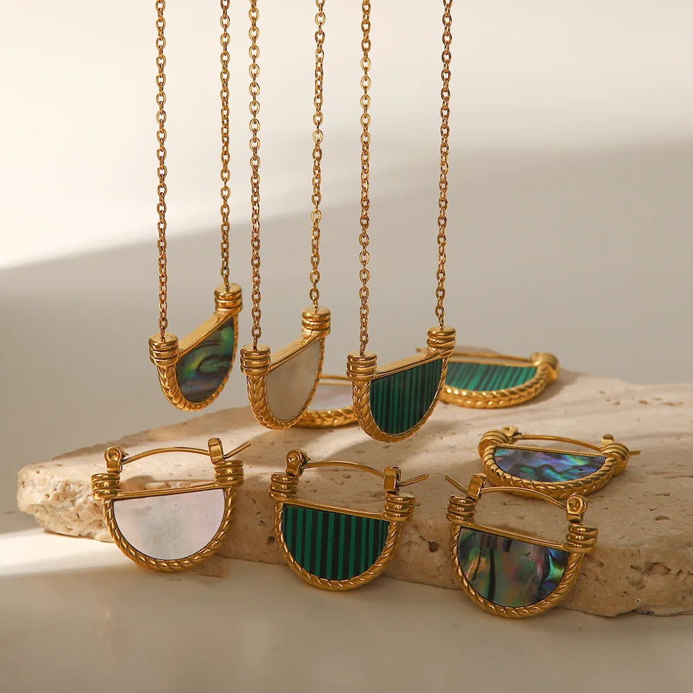 Fashion 18K Stainless Steel Fan Shape Green Malachite Symphony Abalone Basket Natural Shell Pendant Necklace