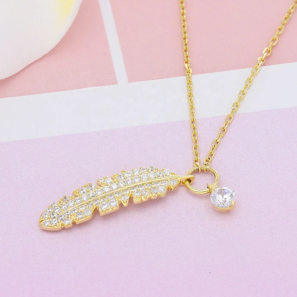 
2019 Latest Design Leaflike Strip Pendant Combination Zircon silver Necklace 
