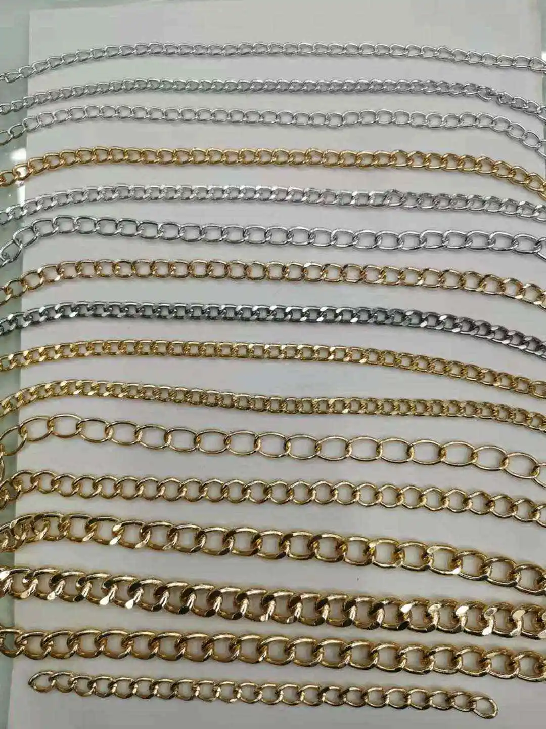 wholesale factory metal aluminium chain shine gold chain for bag,shoe,garment