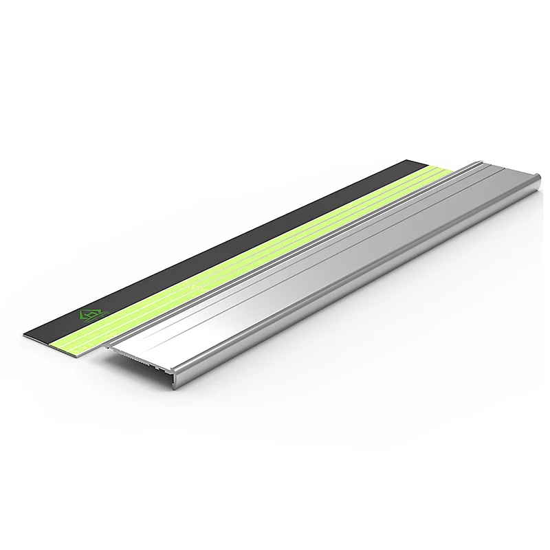 improves safety visible tread nosing aluminum anti-slip stair edge trim
