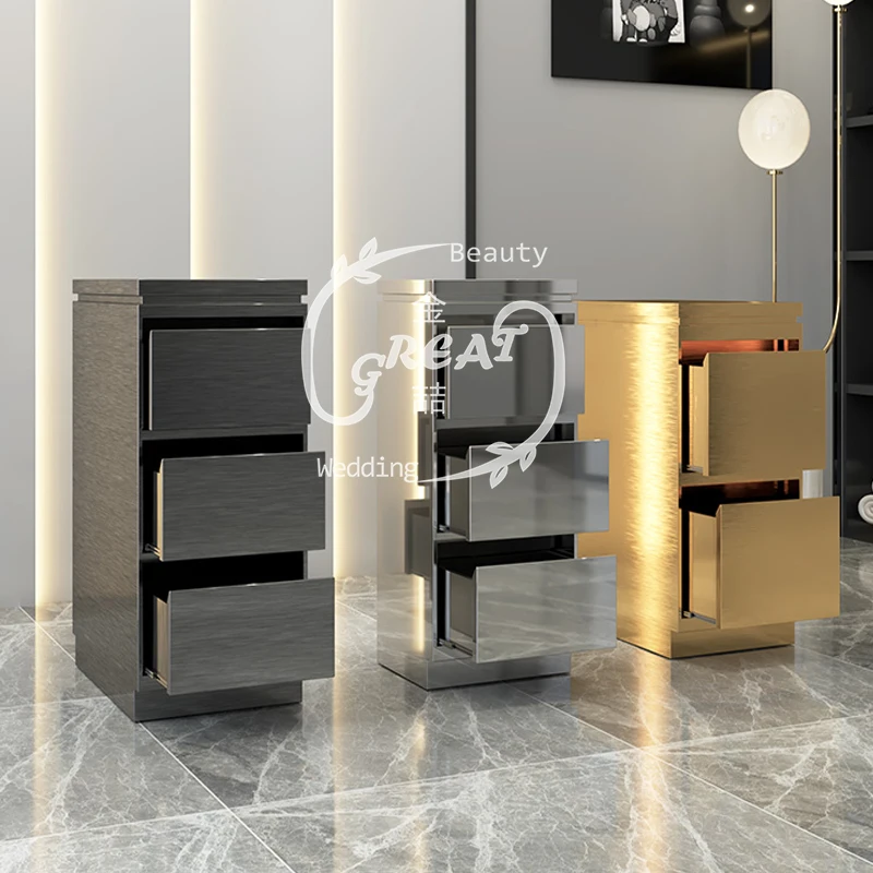 Foshan большой завод мебели высокое качество современный золотой косметический готовый стальной шкаф для Салона