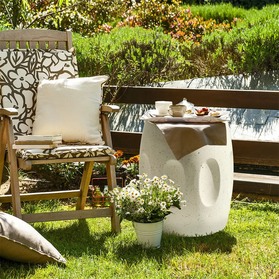 Natural Look, Environmentally Friendly Material, Pure Natural And Pollution-Free Side Table End Table Garden Stool