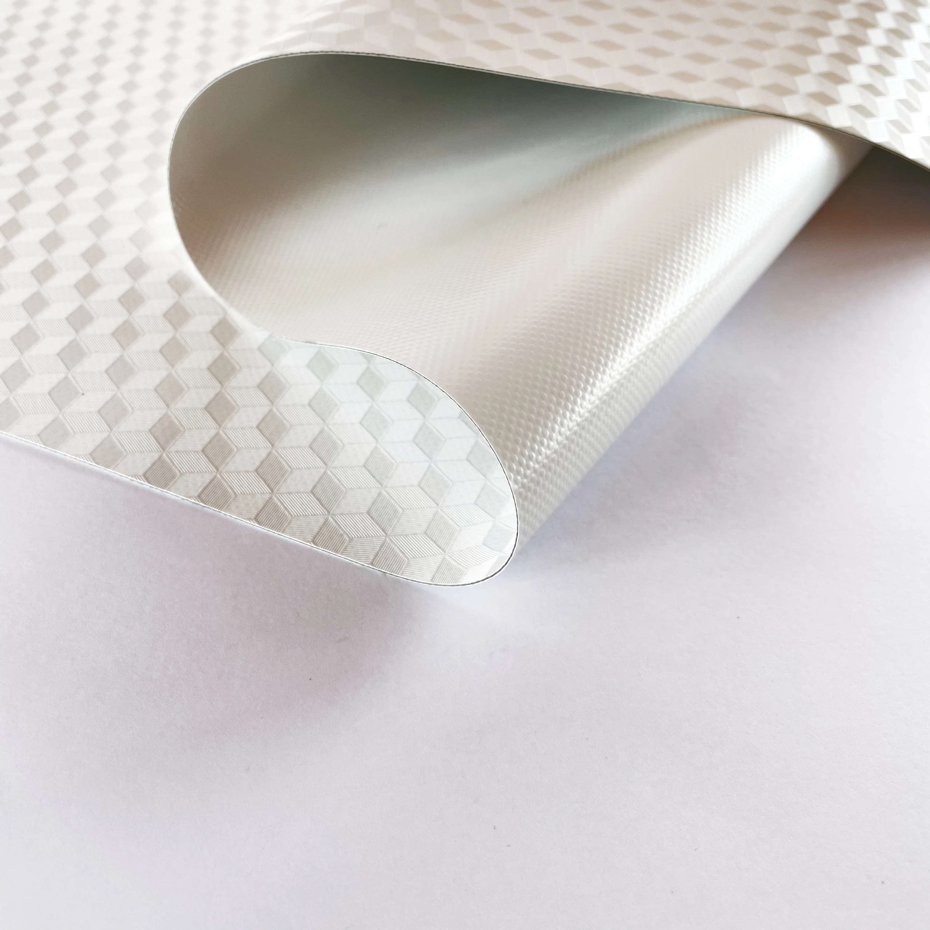 White  850g/m2 1000*1000D 23*23  blockout and double lacquered 100% polyester  3D pvc coated fabric  for shades