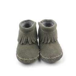 Custom Wholesale Winter Warm Snow Shoes Soft Sole Non-Slip Baby Toddler Booties Plush Tassel Infant Boots