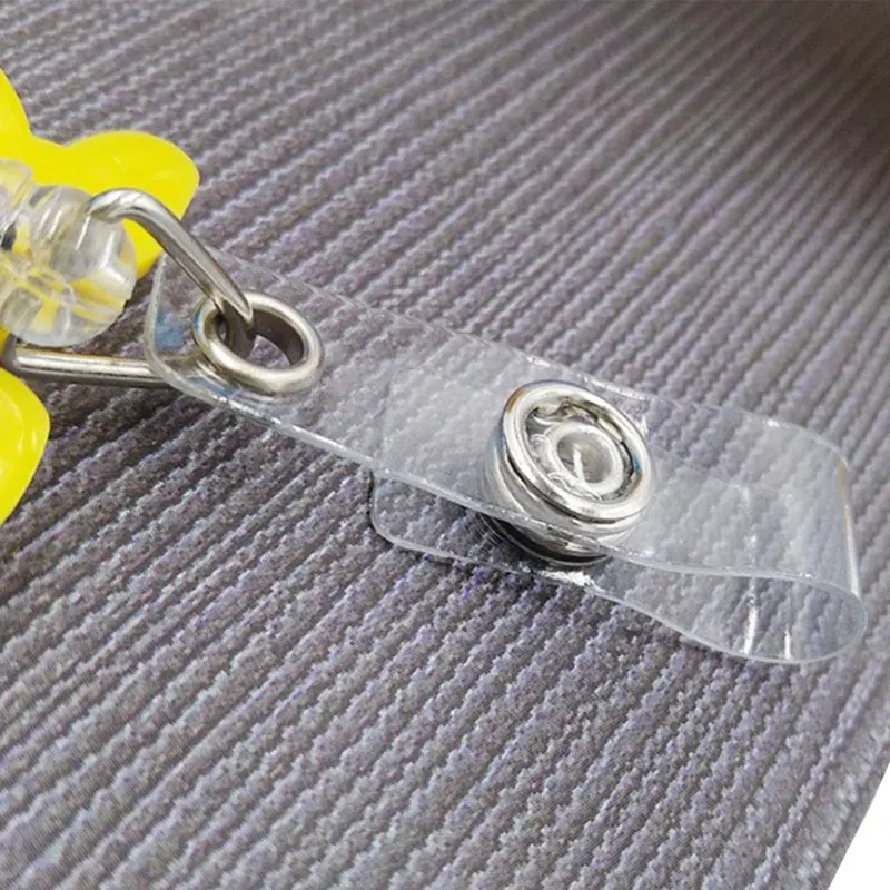 BECOL Wholesale Retractable Badge Reel Nurse Plastic Cartoon ID Card Name Badge Holder Conference Card Key Reel Roller Clip