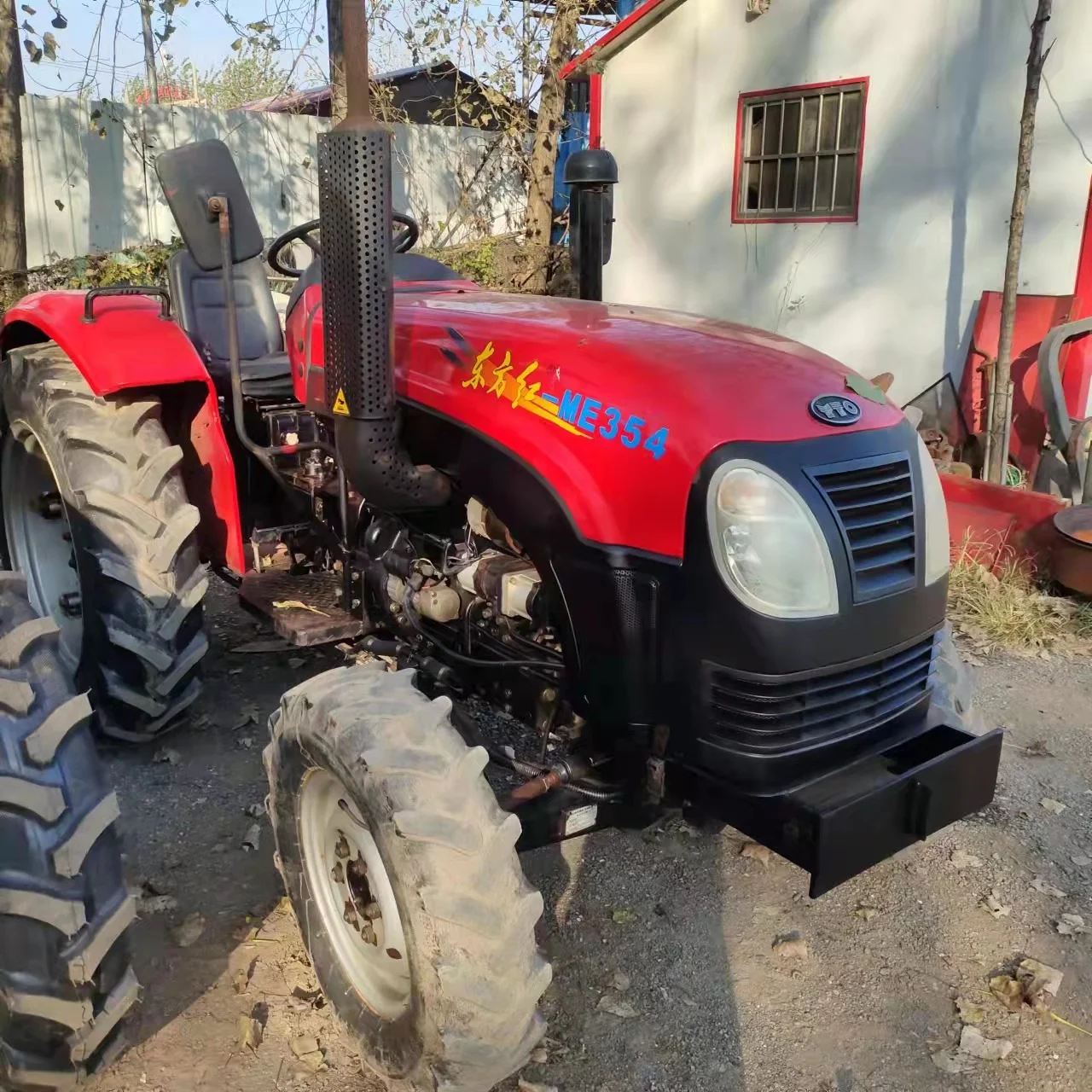 Used/Second Hand/New Wheel Tractors 4X4wd DongFangHong 35HP 4WD  with Small Mini Compact Agricultural Machinery Farm Equipment