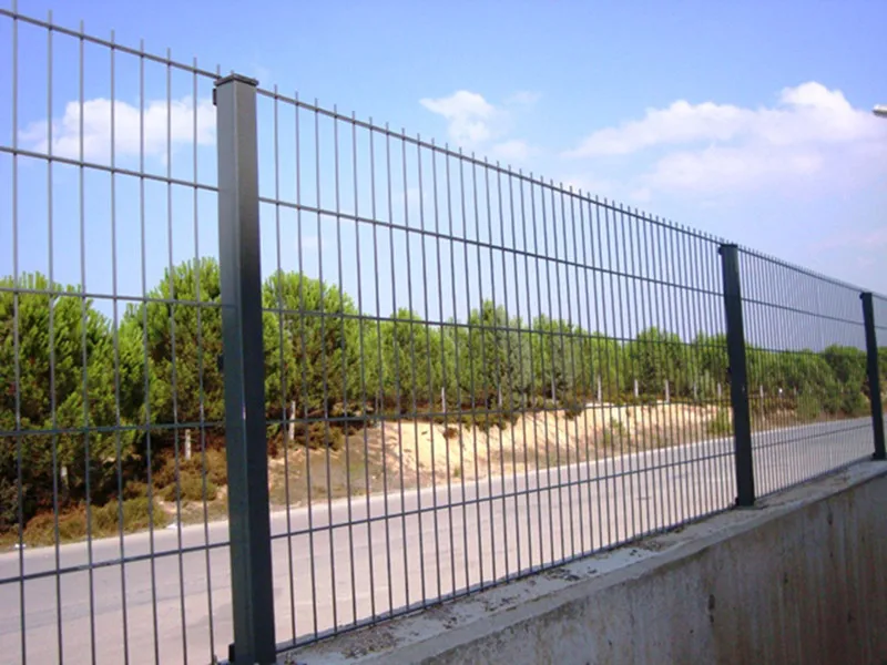 Hot Sale 656 Security Double Wire Mesh Iron Fence Electric Twin Wires Fencing with square post