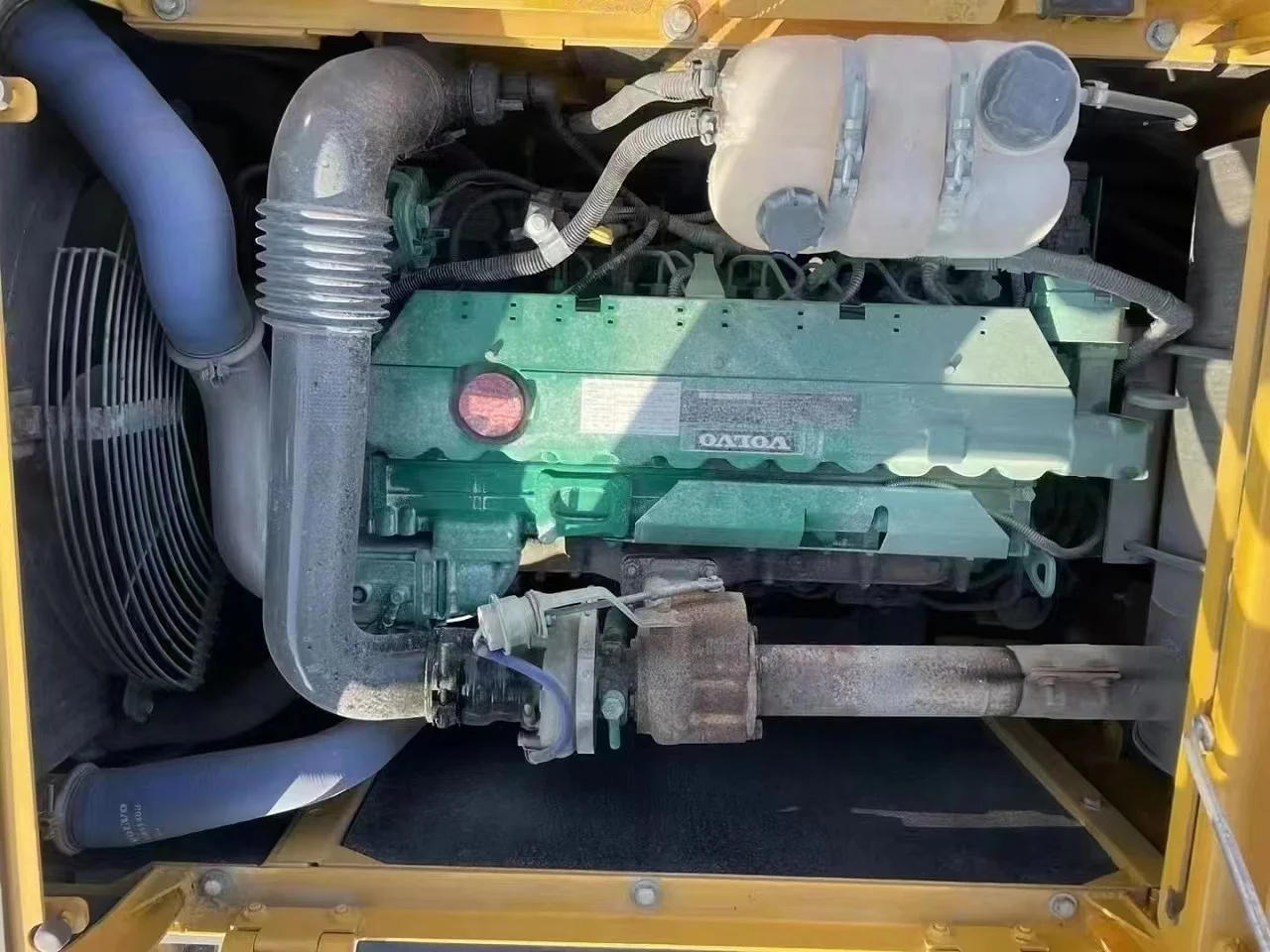 Used Volvo EC210 Medium Excavator