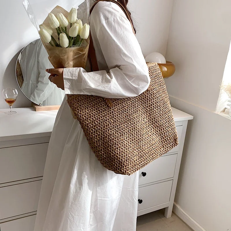 Free Sample Small Hollow Out Mini Net Bamboo Beach Shell Tote Bags Women