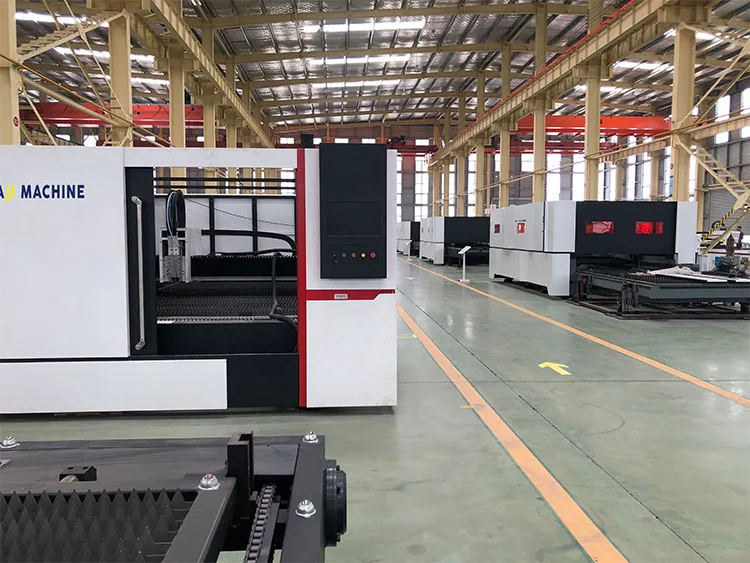 500/750/1000/2000W stainless steel carbon steel fiber laser cutting machine price 1500*3000mm