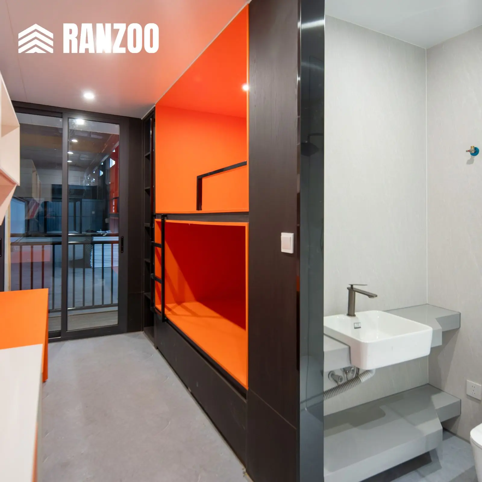 Prefabricated Luxury Apartment With Bunk Beds Ready Stock Kitchen Bathroom and Garage Container Apartment