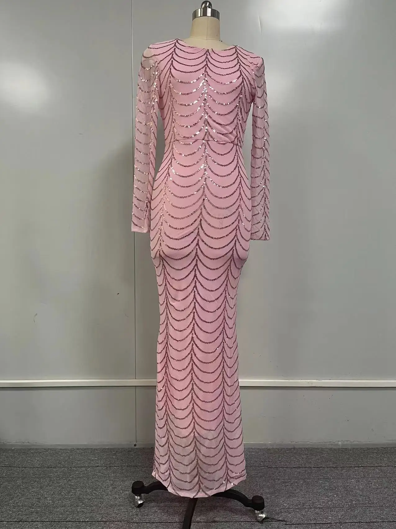 Spring/Summer New Slim Banquet Fishtail Skirt Elegant Party Sequin Long Sleeve Round Neck Evening Dress Large Size dress